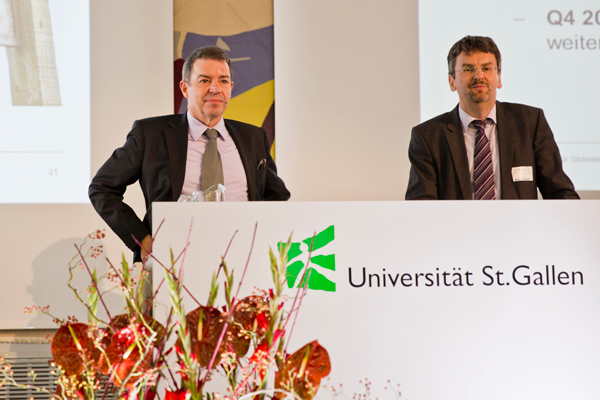Dr. Rudolf Dieterle, Direktor des Bundesamtes für Strassen (ASTRA) (links), und Dr. Peter Füglistaler, Direktor des Bundesamtes für Verkehr (BAV), an der Infrastrukturtagung 2014 am 24. Oktober 2014 in St. Gallen