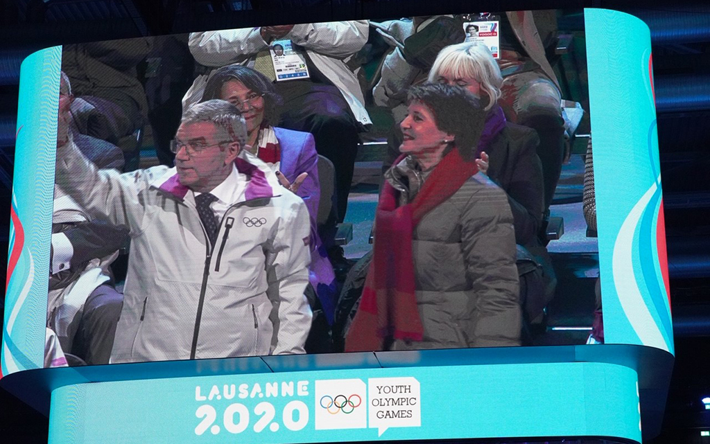 Bundespräsidentin Sommaruga und Thomas Bach, Präsident des Internationalen Olympischen Komitees
