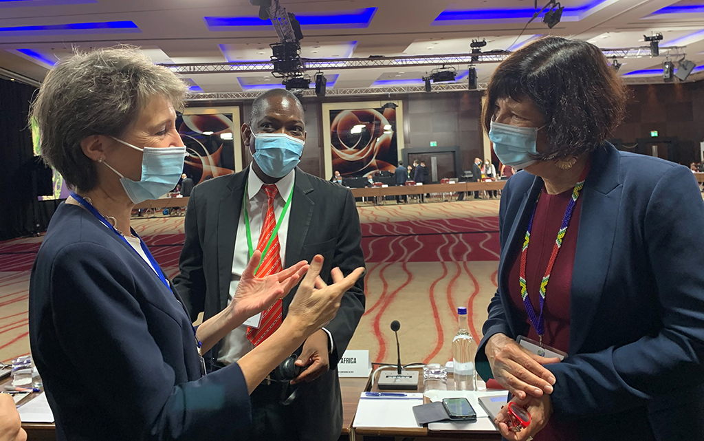 Federal Councillor Simonetta Sommaruga and Barbara Creecy, Minister of Environment of South Africa