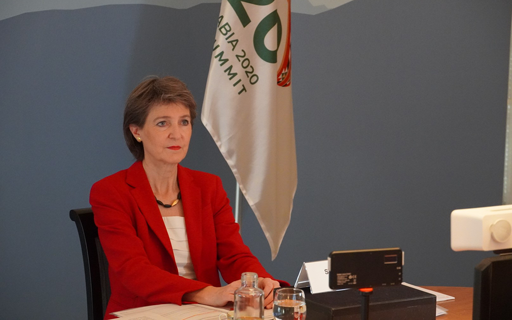 La présidente de la Confédération Simonetta Sommaruga au sommet virtuel du G20