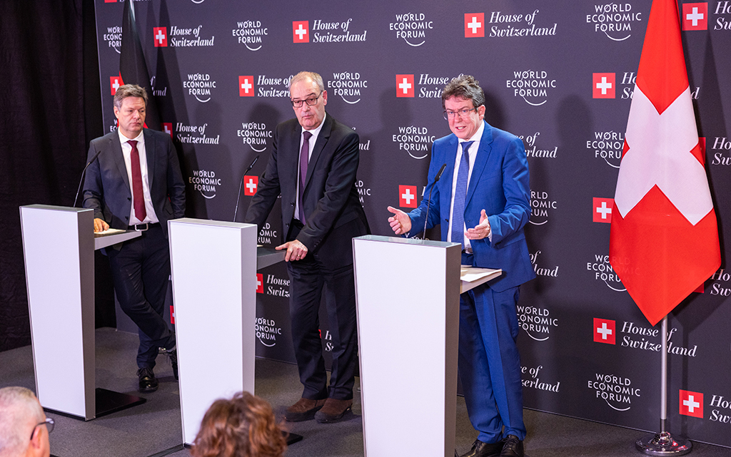 Conférence de presse des conseillers fédéraux Albert Rösti et Guy Parmelin avec le ministre allemand de l’économie et de la protection du climat Robert Habeck