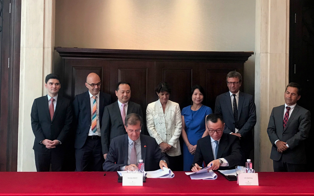 Signature de la déclaration d’intention concernant la «Swiss House – Sunlon» de Pékin