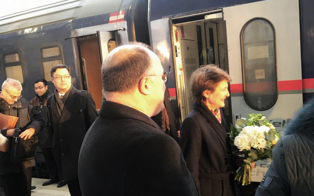 La presidente della Confederazione Simonetta Sommaruga arriva a Vienna.